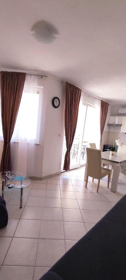 Apartments Burazer Šibenik Exterior foto
